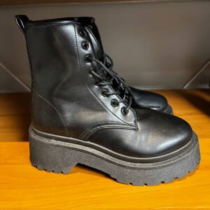 Women's Boots