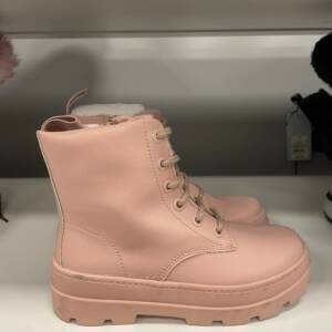 Women Boots