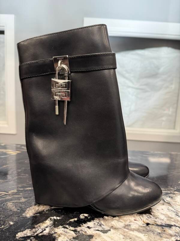 Women's Boots