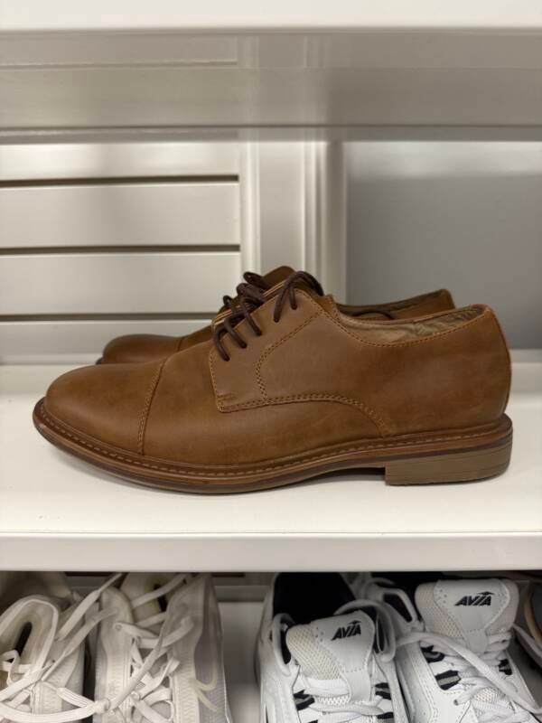 Men’s Tan Leather Cap-Toe Dress Shoes